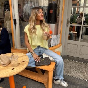 PULL CHARLOTTE JAUNE